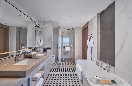 Yanji Hotel | Doubletree By Hilton Yanji