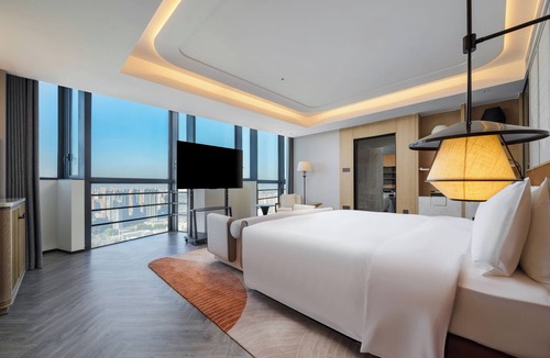 Longwen District Hotel | Doubletree By Hilton Zhangzhou
