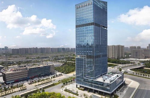 Jinshui District Hotel | Doubletree By Hilton Zhengzhou East