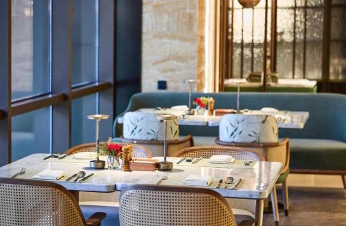 Yantan District Hotel | Doubletree By Hilton Zigong