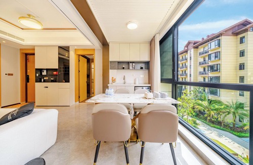 Haitang District Apartment | Dreamscape Retreat with swimming pool/Near Atlantis Hotel Wuzhizhou Island Sanya