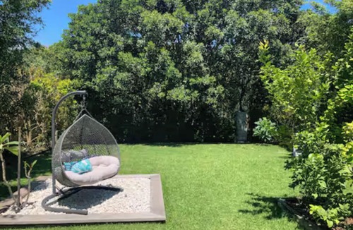 Casuarina House | Dreamy Beachfront Retreat! Perfect for families & couples to escape.