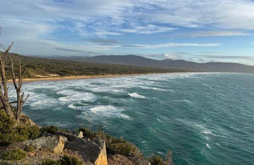 Greens Beach House | Drift Away