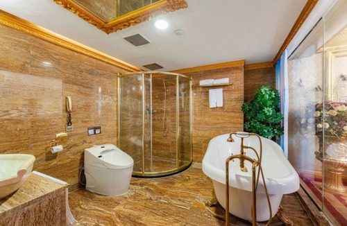Zhongshan Hotel | Dubai seven star hotel Nanning
