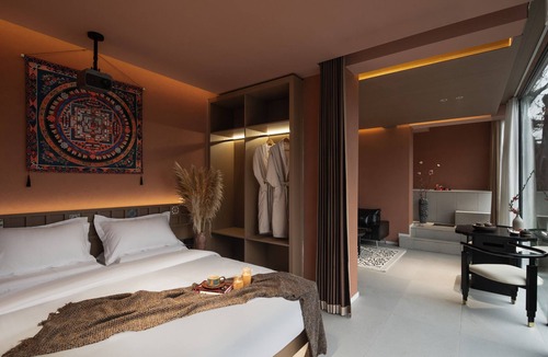 Dujiangyan Hotel | Dujiangyan Private Hot Spring Villa