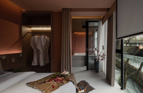 Dujiangyan Hotel | Dujiangyan Private Hot Spring Villa