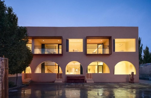 Dunhuang House | Dunhuang Yun'an Shaju Homestay Crescent Spring Scenic Area Branch