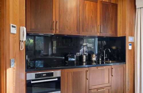 Merrijig Apartment | DUOS Riverfront Luxury Retreat