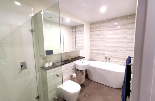 Zetland Apartment | Duplex Apartment, Close to CBD and Airport