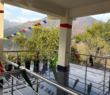 Bomdila House | E-RE House, Dirang