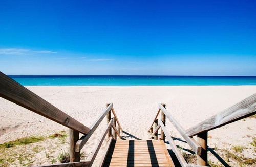 Eagle Bay Villa | Eagle Bay Beach Retreat - Steps from the Sands