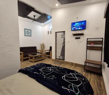 Nanpara House | Earth Home Katarniaghat