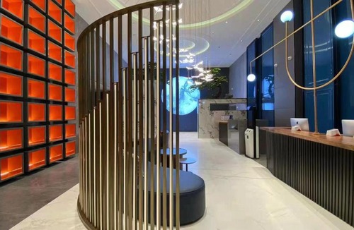 Aletai Hotel | Eason Holiday Hotel