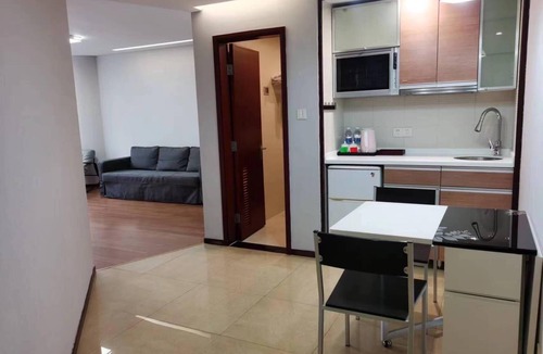 Downtown Hangzhou Apartment | East King Business Hotel Hangzhou