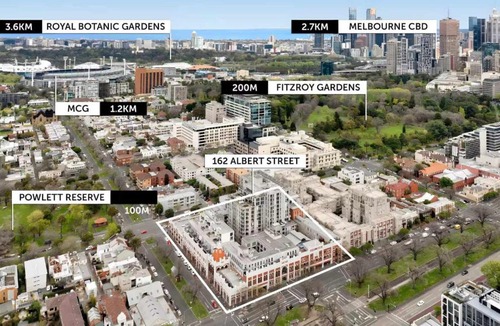 East Melbourne Apartment | East Melb 2bed parking pet friendly