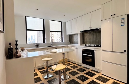 Huangpu Apartment | Eastern Hub - Bund Branch Yongye house Designer Deluxe Three bedrooms nice view
