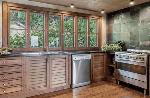 Montecollum Cottage | EASTERN RISE-Unique Artisan home Byron Hinterland
