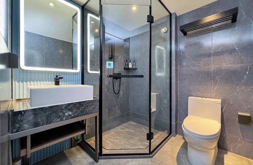 Guangzhou Hotel | Echarm Hotel - Guangzhou Jinrongcheng Dongpu Subway Station