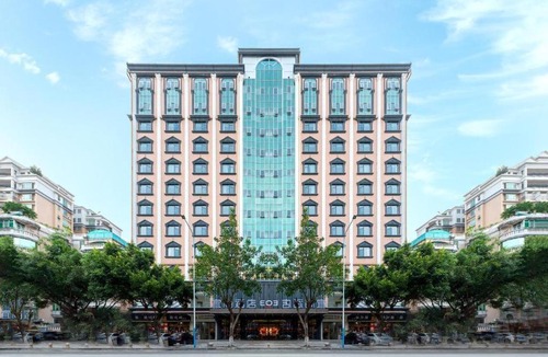 Huadu Hotel | Echarm Hotel Guangzhou North Station Cultural Tourism City