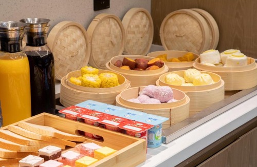 Long Hua Hotel | Echarm Hotel Haikou Friendship Sunshine City Wanlvyuan Branch