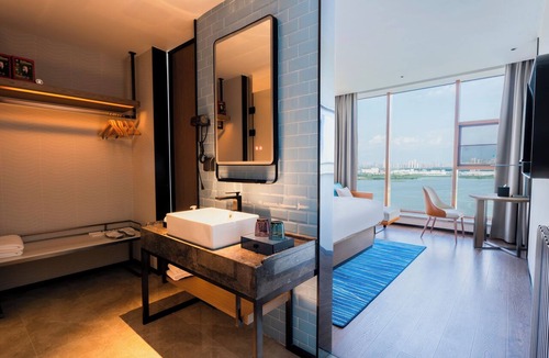 Caidian District Hotel | ECHARM HOTEL WuHan Sports Center Branch