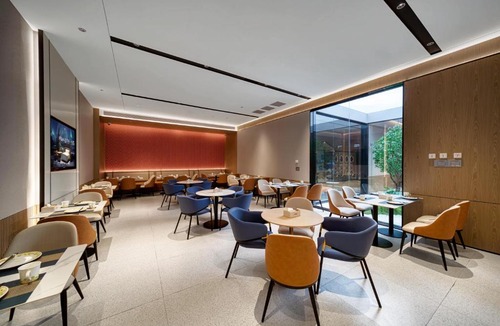 Luogang Hotel | Echarm International Hotel Guangzhou Huangpu Flagship Shuixi Subway Station Branch - Free Deliver Service to Guangzhou Baiyun International Airport & Free Deliver Service to Canton Fair Complex During Canton Fair Period
