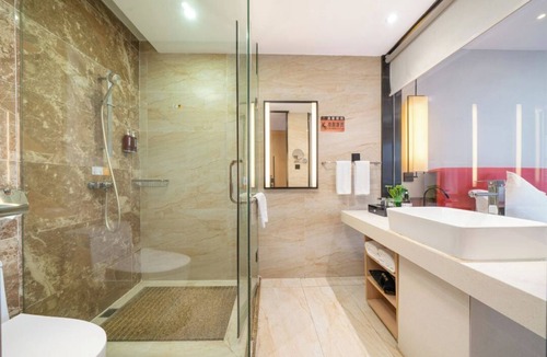 Chengzhong District Hotel | ECHENG Liuzhou Wuxing Buxingjie