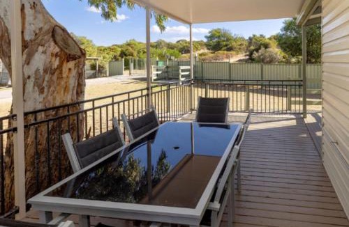 Normanville Hotel | Echo Holiday Parks - Normanville