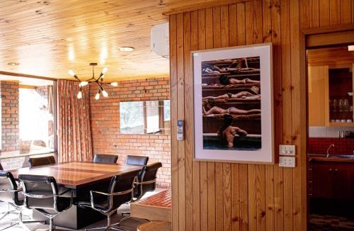 Echuca Hotel | Echuca Nirebo Motel