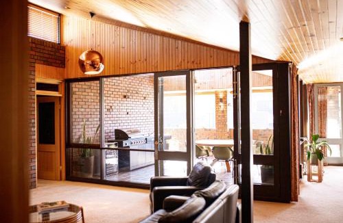 Echuca Hotel | Echuca Nirebo Motel