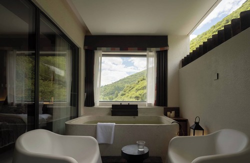 Ganzi County Hotel | EGO Hot Spring Resort Hotel