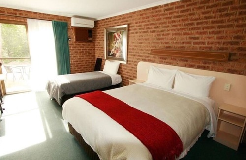 Eildon Hotel | Eildon Parkview Motor Inn. Room 12