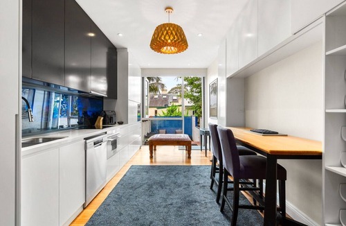 Balmain Apartment | Elegant 1-Bed with Study by Balmain Wharf