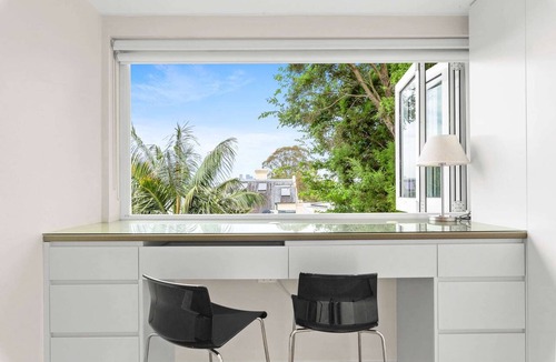 Balmain Apartment | Elegant 1-Bed with Study by Balmain Wharf