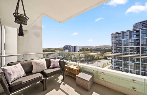Lyons Apartment | Elegant 2-Bed with Pool, Alfresco Dining & Balcony