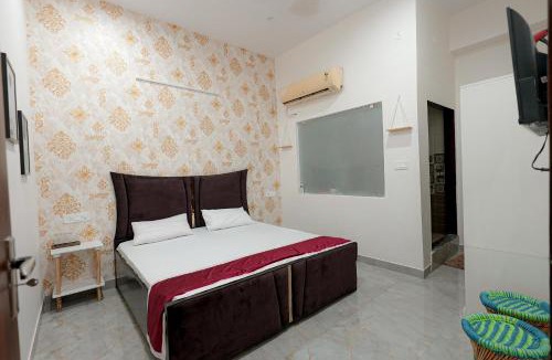 Agra Villa | Elegant 6 Bedroom Boutique Villa Near Taj Mahal