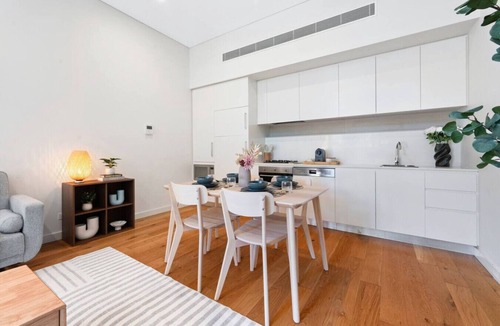 Macquarie Park Apartment | Elegant Loft Living w/Soaring Ceilings