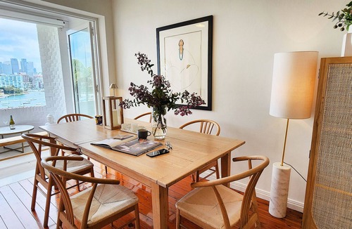 Darling Point Apartment | Elegantly Appointed Apartment with Harbour Views