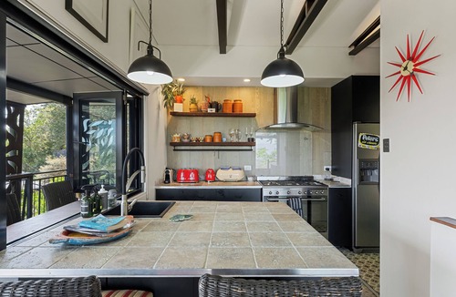 Beechmont Cottage | Elevated Getaway: Your Own Treehouse Hideaway