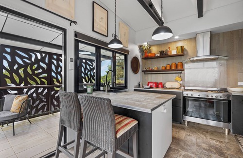 Beechmont Cottage | Elevated Getaway: Your Own Treehouse Hideaway