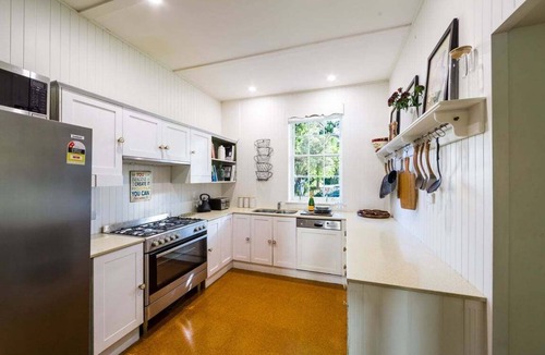 Coolangatta House | Eleven Eighty - By Berry Getaways