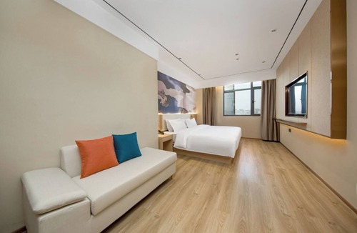 Zhonglou Shangquan Hotel | Elong Anyue Hotel