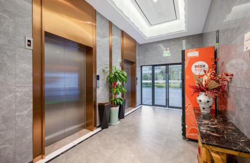Huadu Hotel | Elong WG Guangzhou Baiyun Airport -Free Shuttle Bus