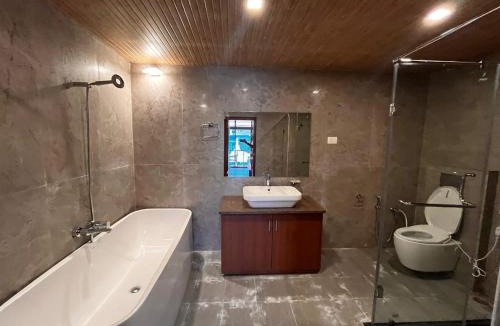 Shillong Hotel | Emmonlang Resort and Restaurant