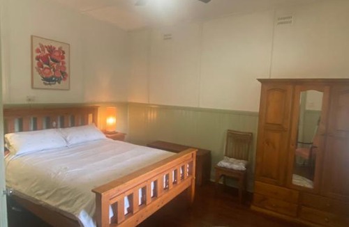 Nyamup Ski Chalet | Emu Cottage