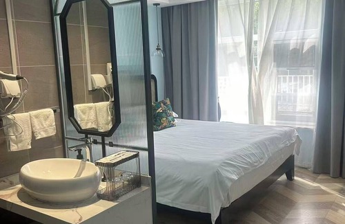 Laoshan Hotel | Encounter Villa Art Garden Homestay