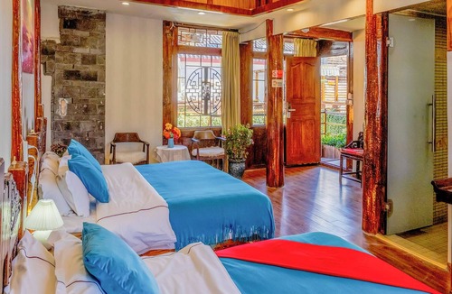 Dayan Old Town House | Erquan Inn Ancient city