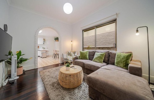 Erskineville House | Erskineville Courtyard Escape