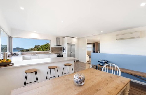 Primrose Sands House | Escape to Coastal Tranquility