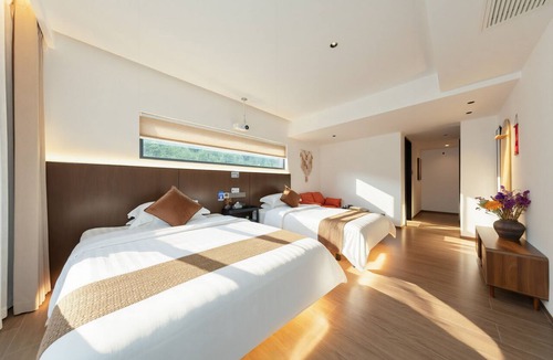 Chaqiyu Hotel | Everchanging Seasons Homestay